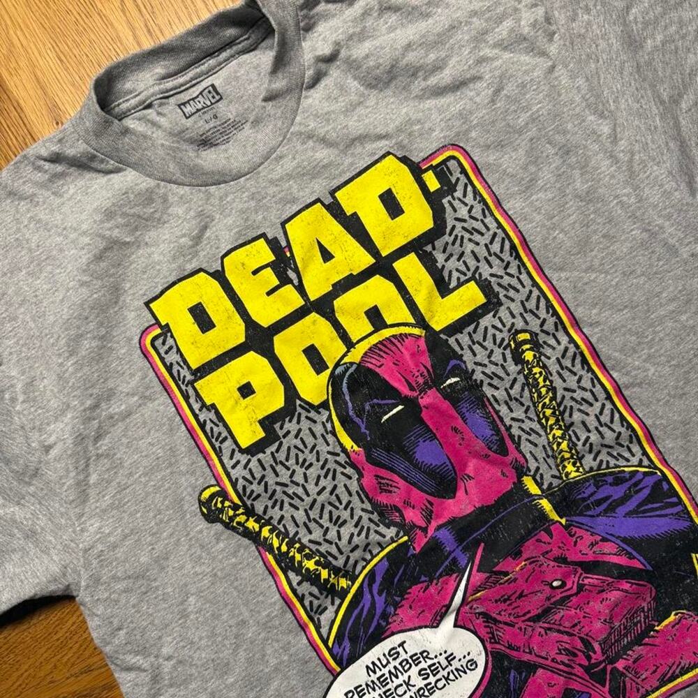 Marvel Deadpool Check Yourself Graphic T-Shirt Gray Large